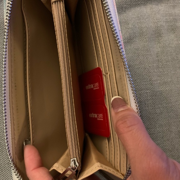 Wallet - Picture 3 of 4